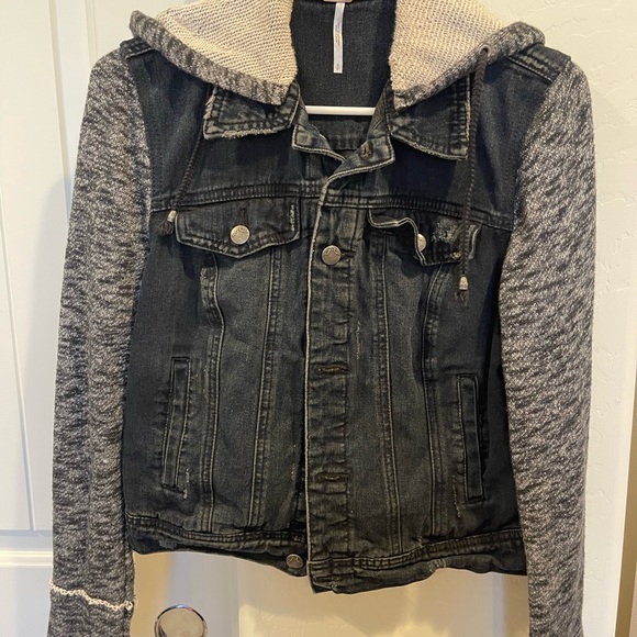 Free People distressed black denim sweater hooded jacket. Button up. Size small - Picture 6 of 10